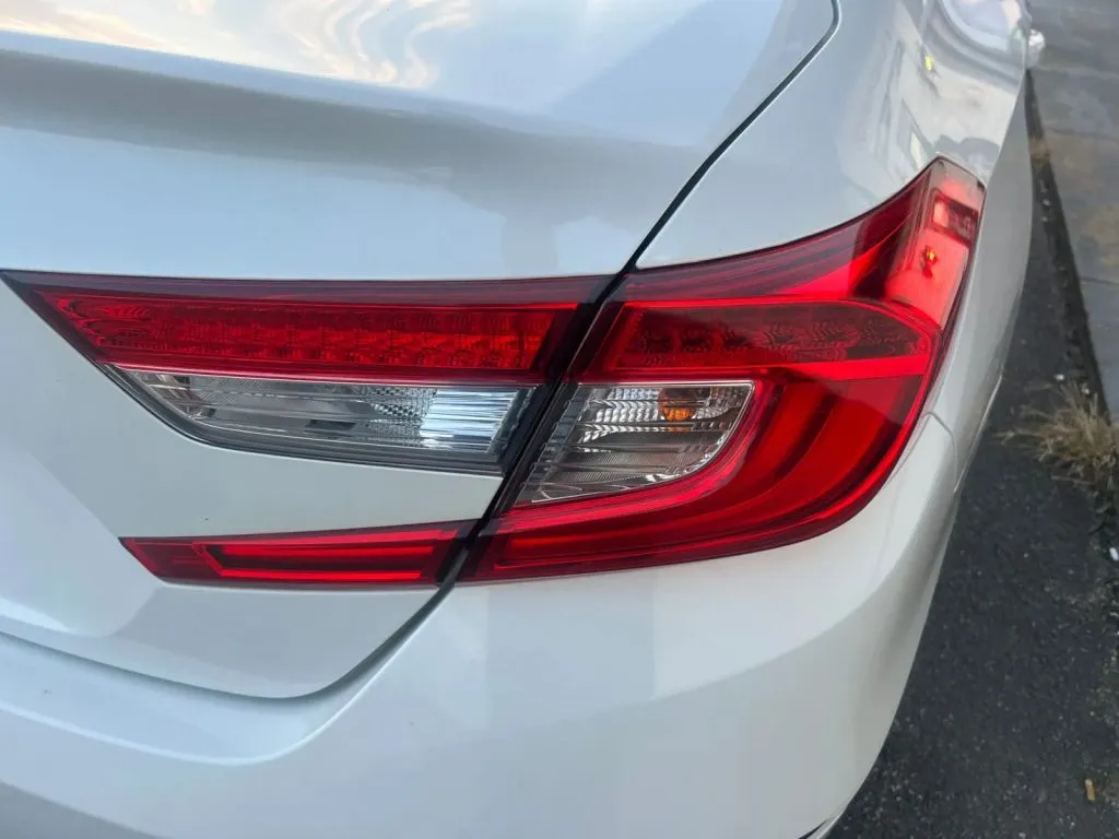 Honda Accord photo 37