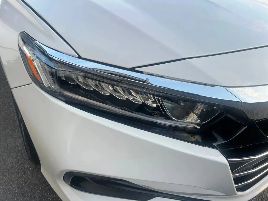 Honda Accord photo 33