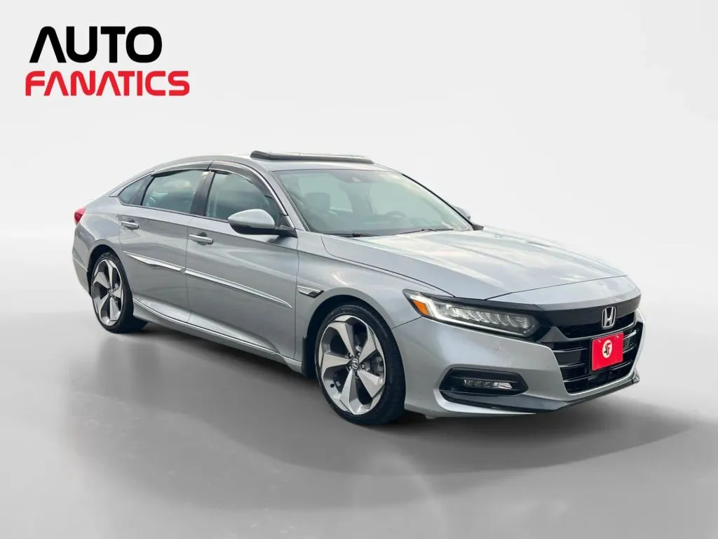 Honda Accord photo 8