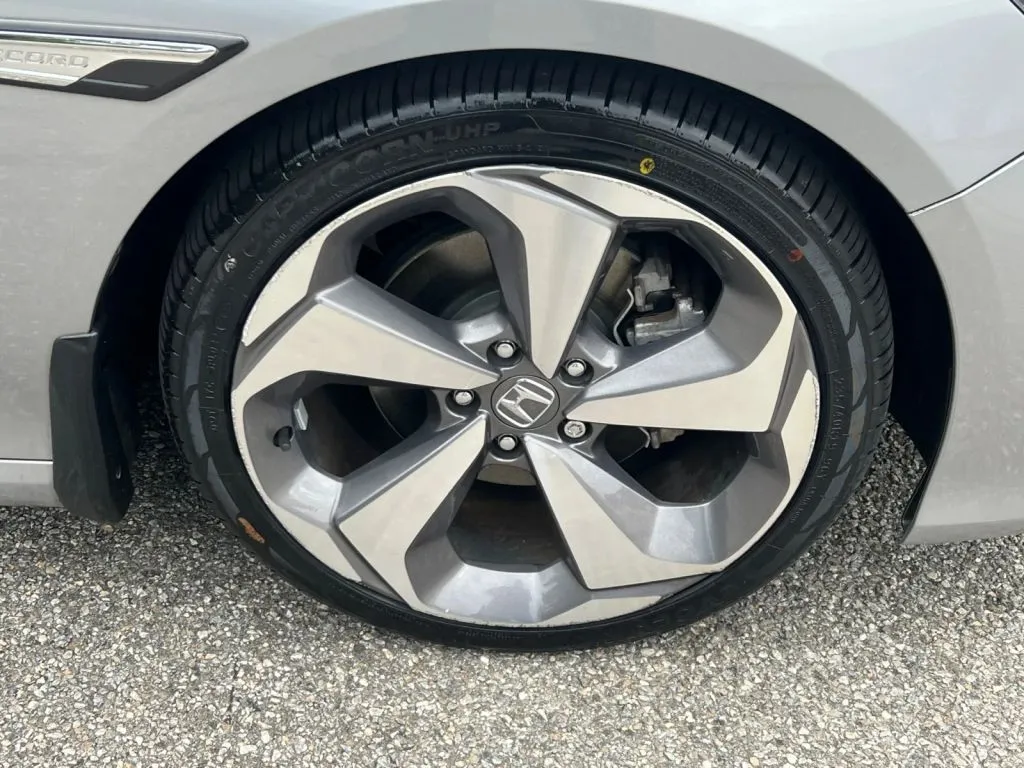 Honda Accord photo 34