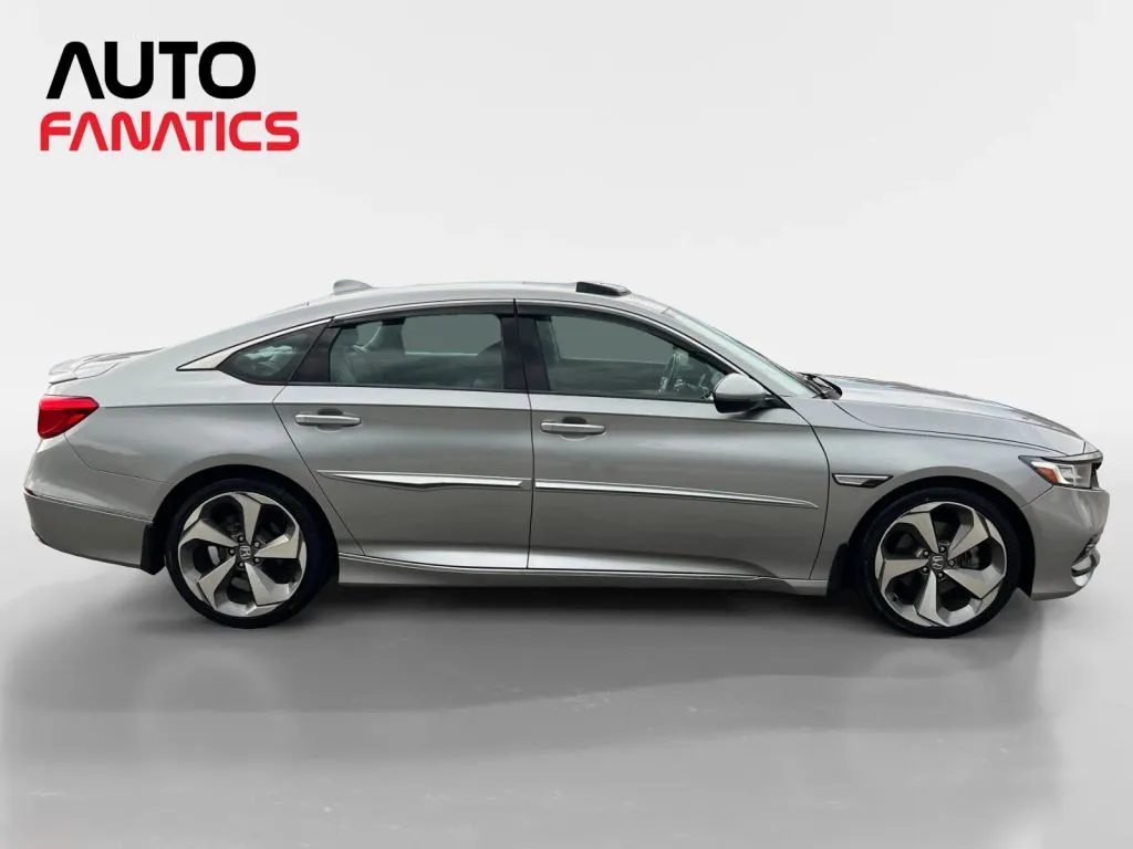 Honda Accord photo 7