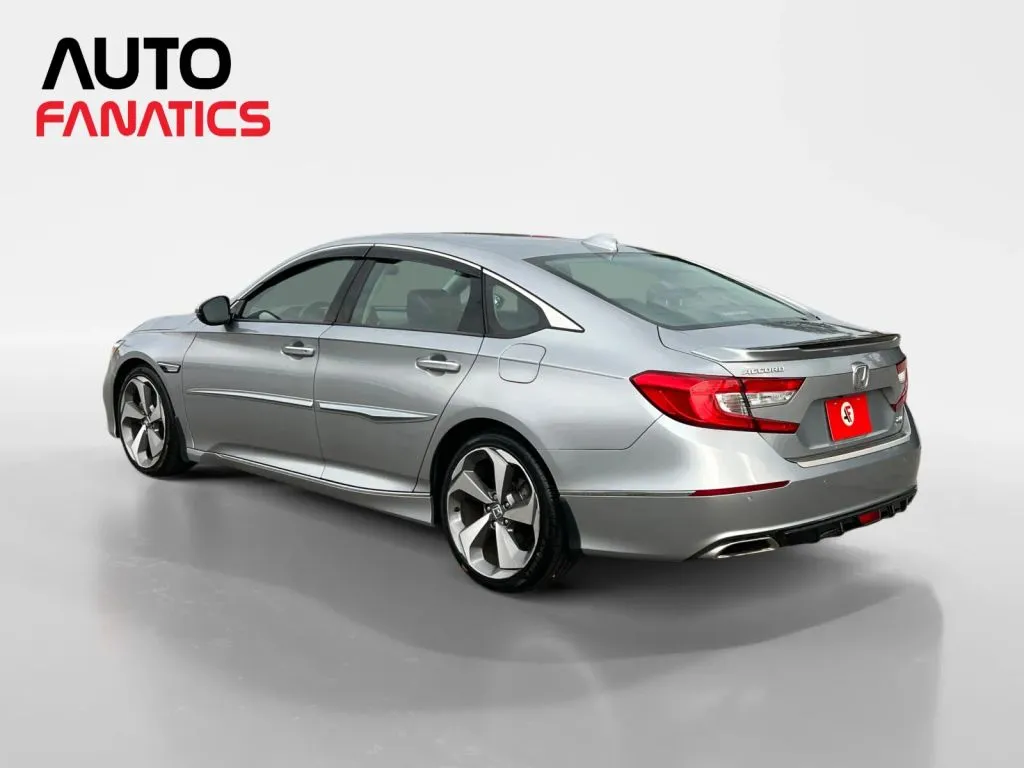 Honda Accord photo 3