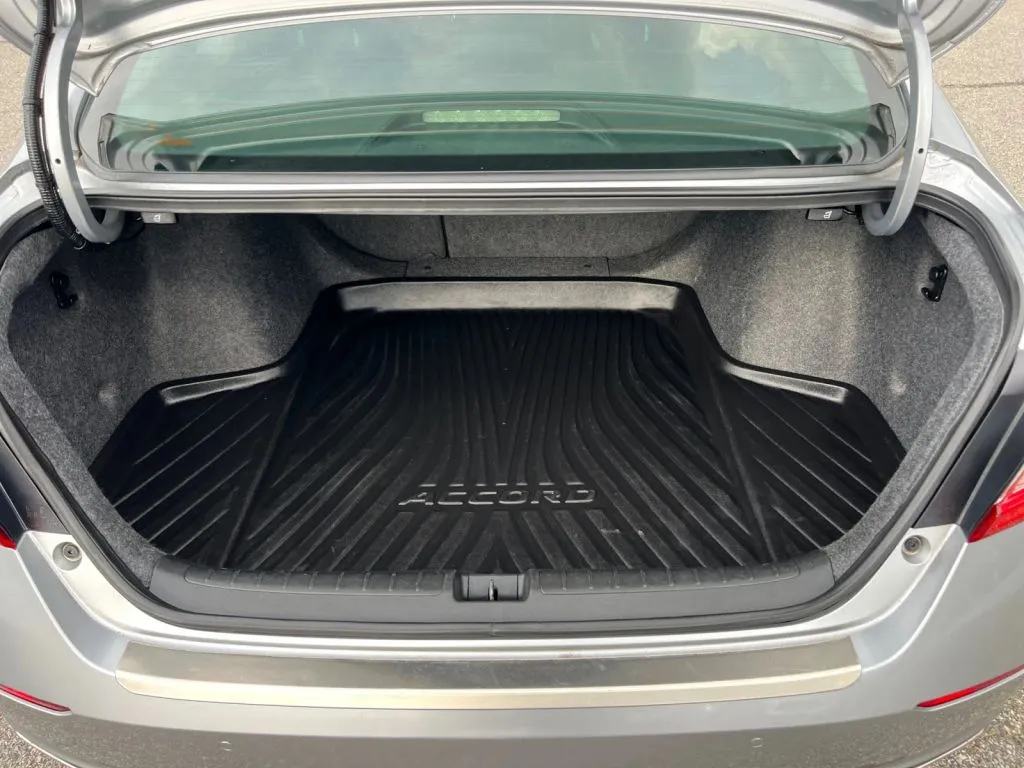 Honda Accord photo 22