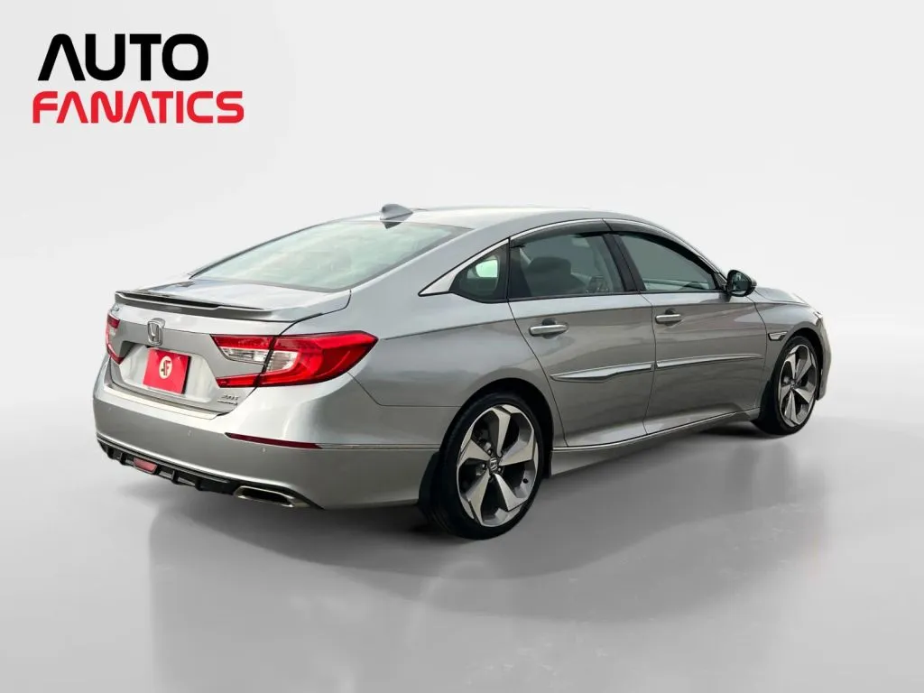 Honda Accord photo 6