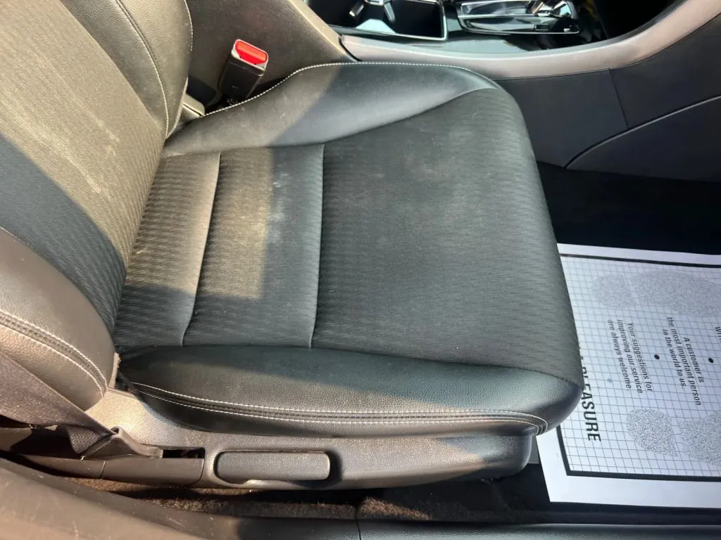 Honda Accord photo 16