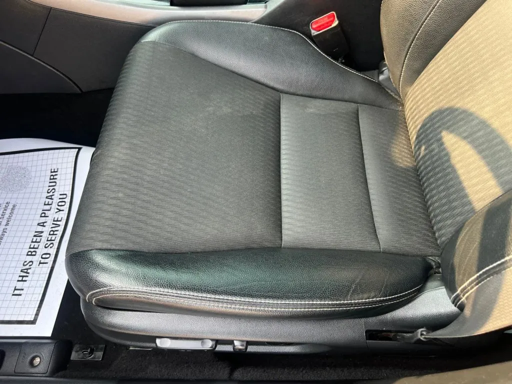 Honda Accord photo 24