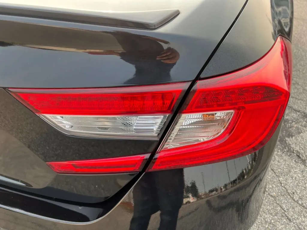 Honda Accord photo 28