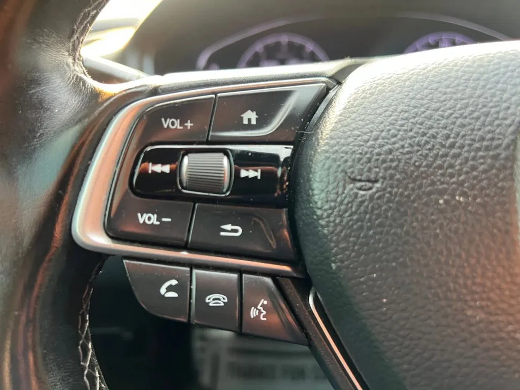 Honda Accord photo 36