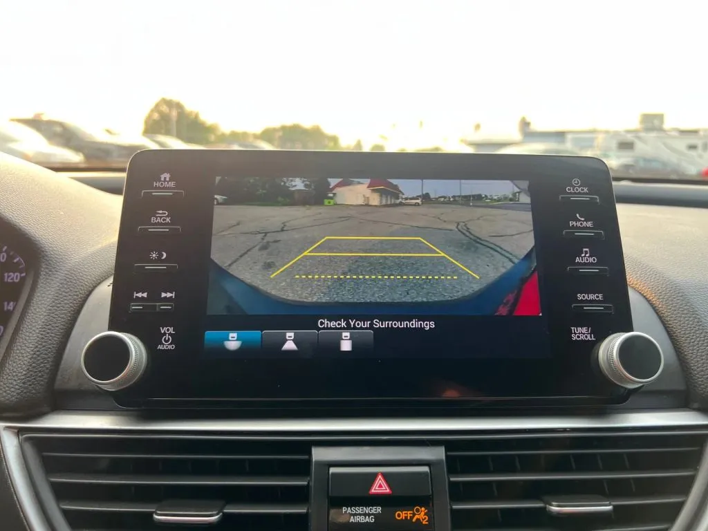 Honda Accord photo 31