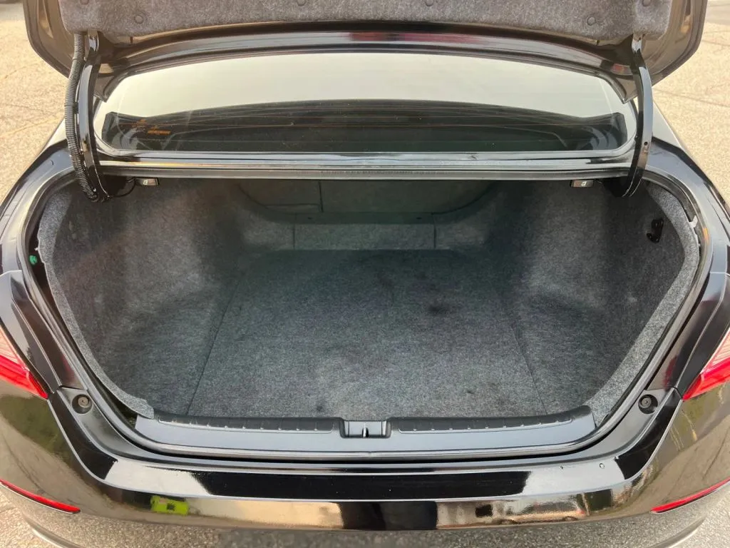 Honda Accord photo 20