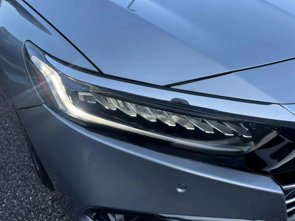 Honda Accord photo 32