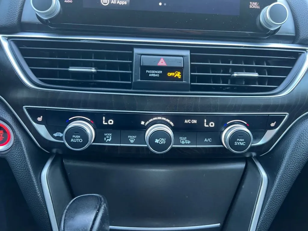 Honda Accord photo 40