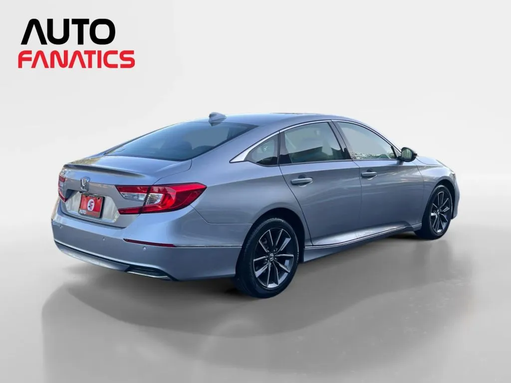 Honda Accord photo 6