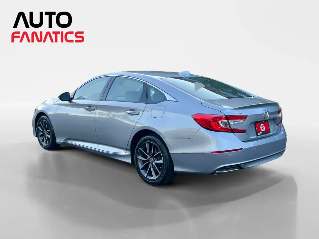 Honda Accord photo 3