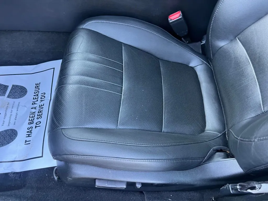 Honda Accord photo 23
