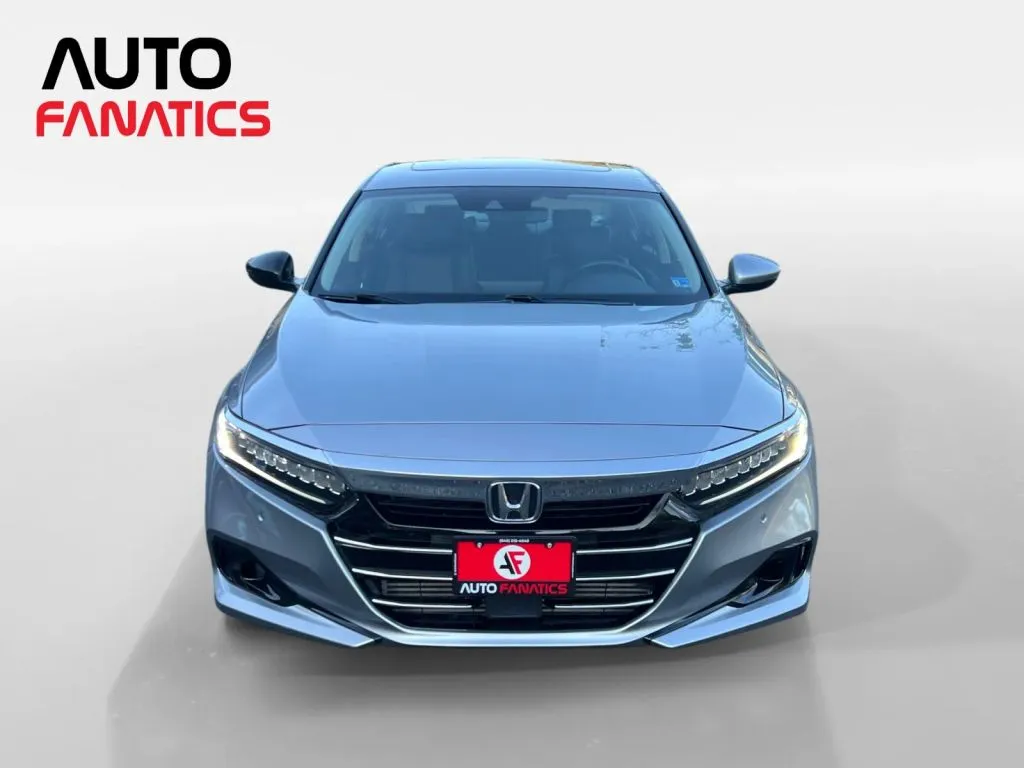 Honda Accord photo 9
