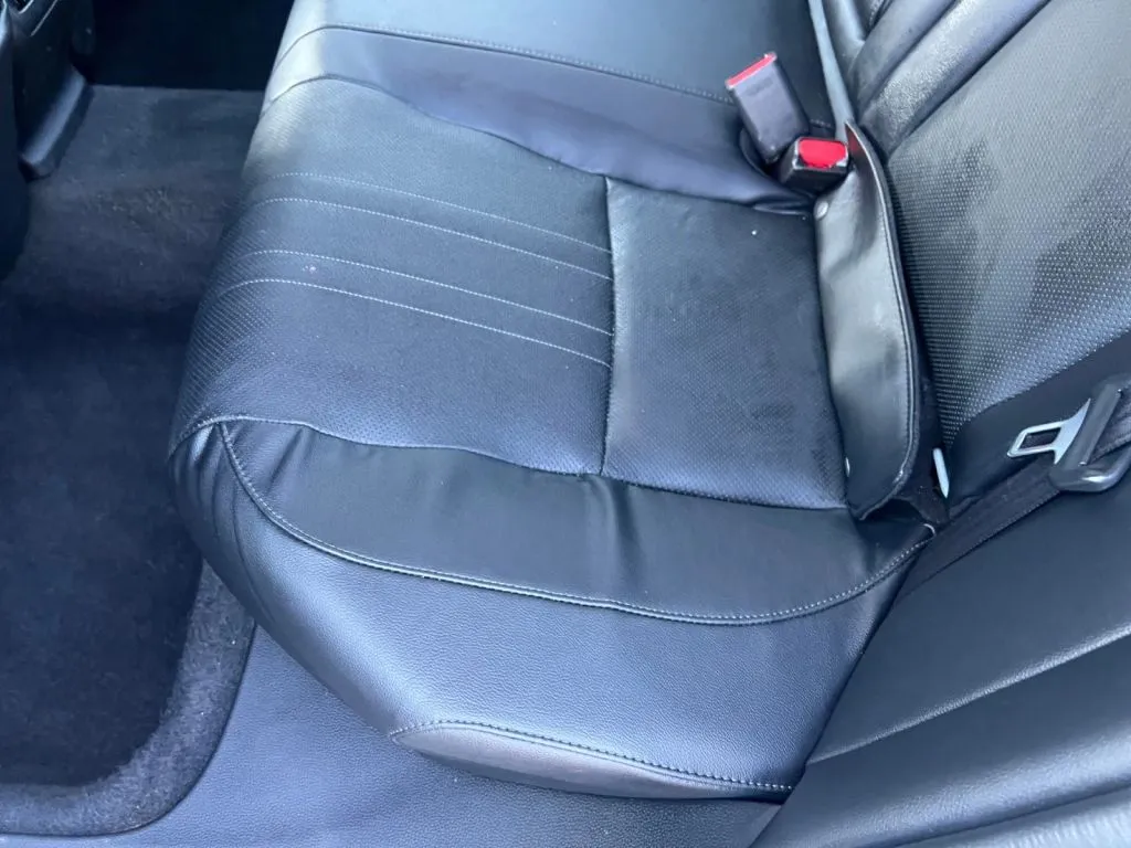 Honda Accord photo 21