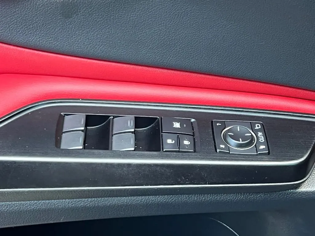 Lexus ES photo 46