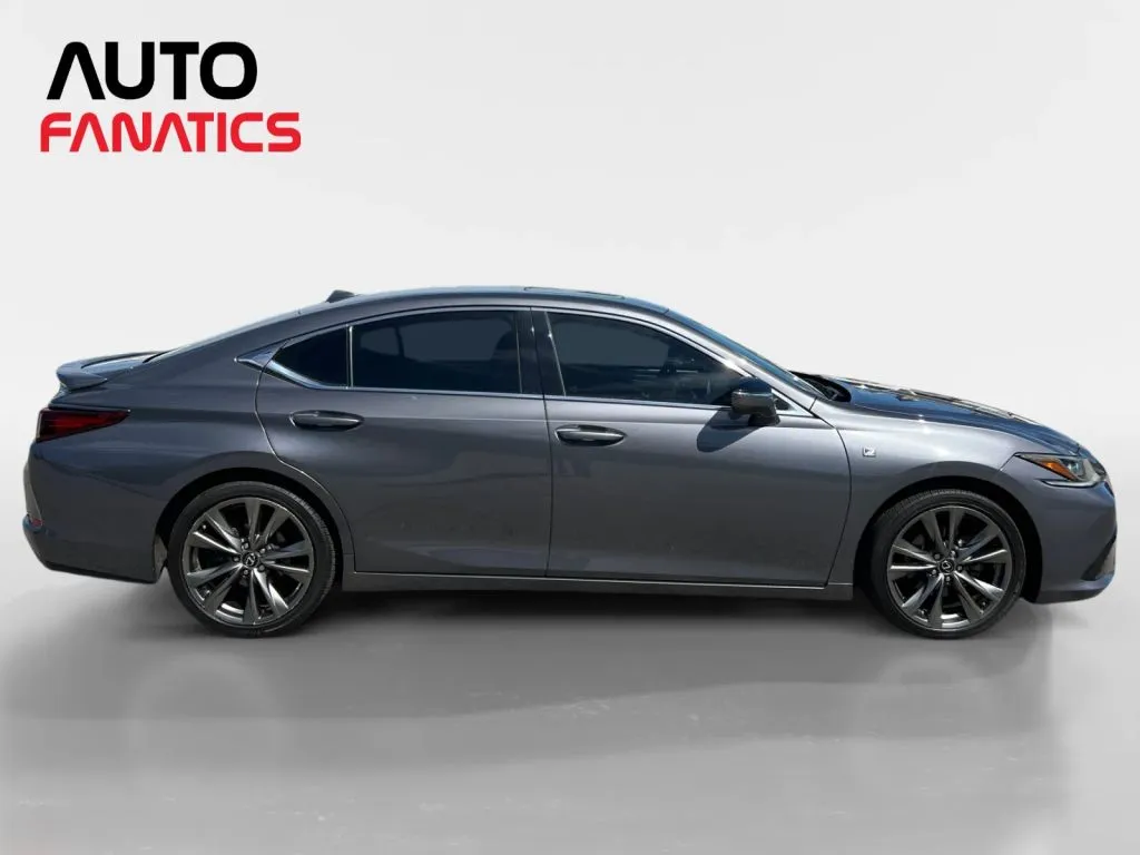 Lexus ES photo 7