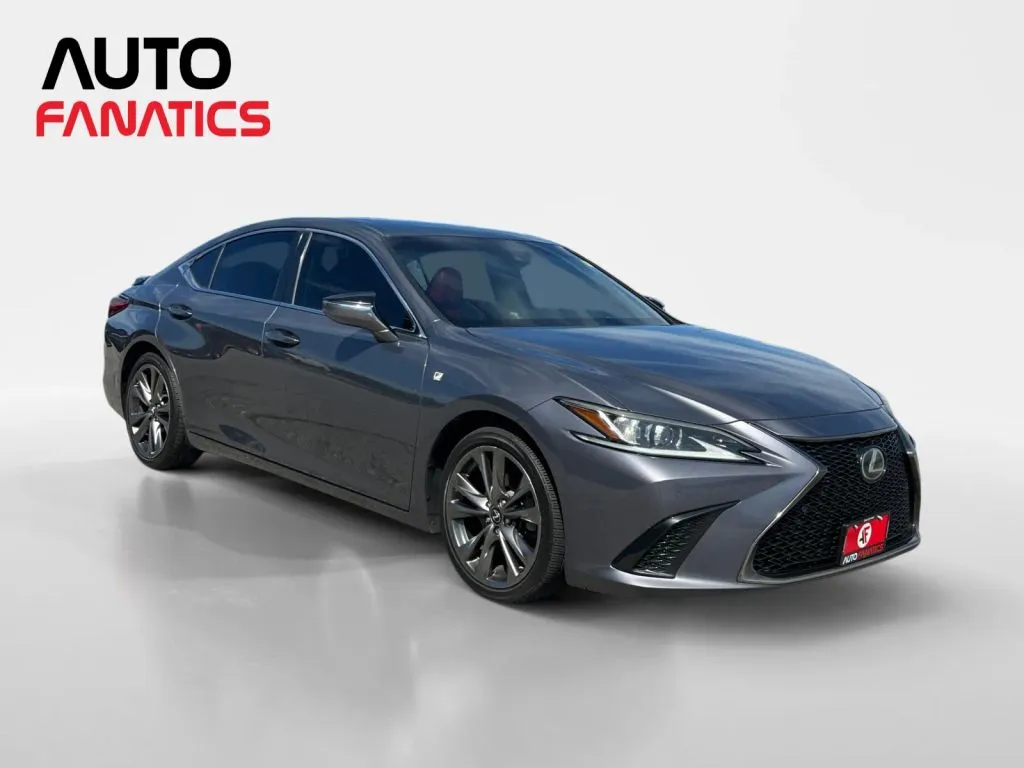 Lexus ES photo 8