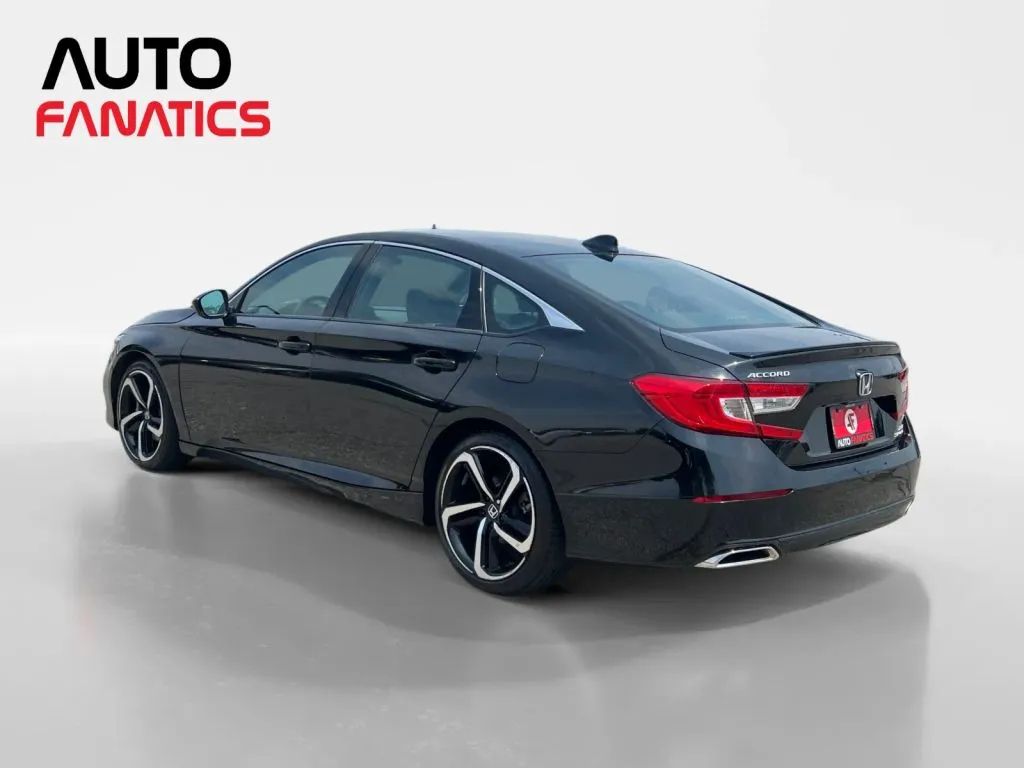 Honda Accord photo 3