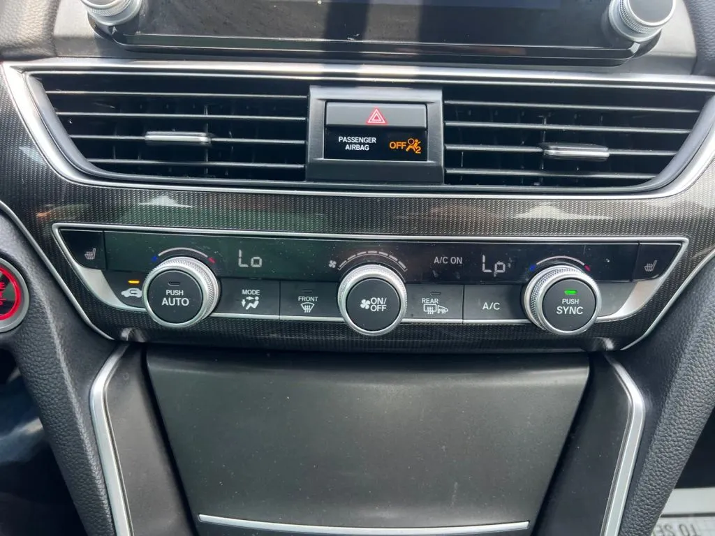 Honda Accord photo 34