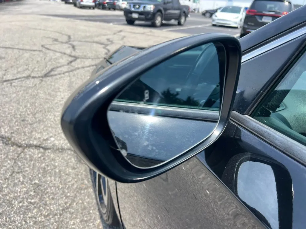 Honda Accord photo 25