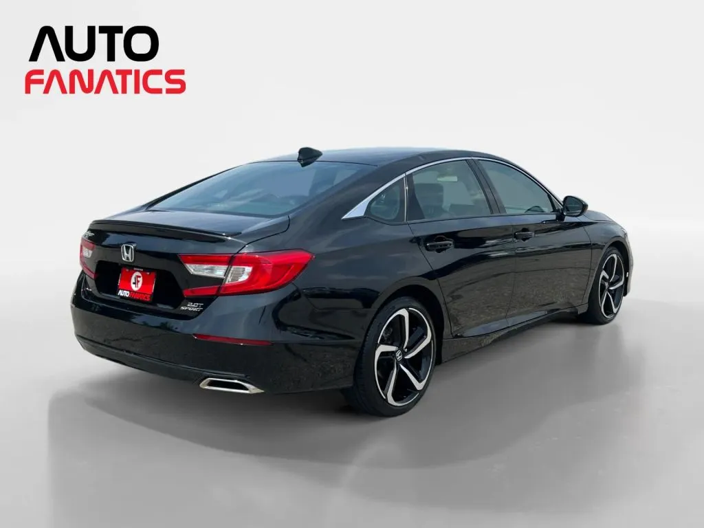 Honda Accord photo 5