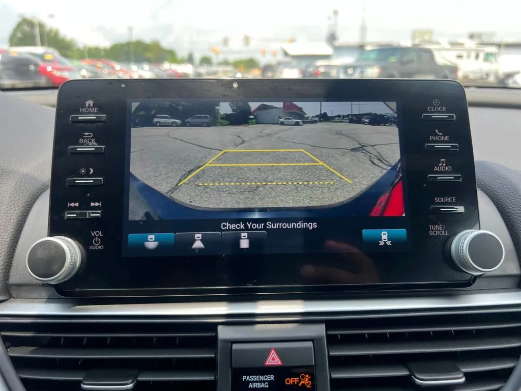 Honda Accord photo 33