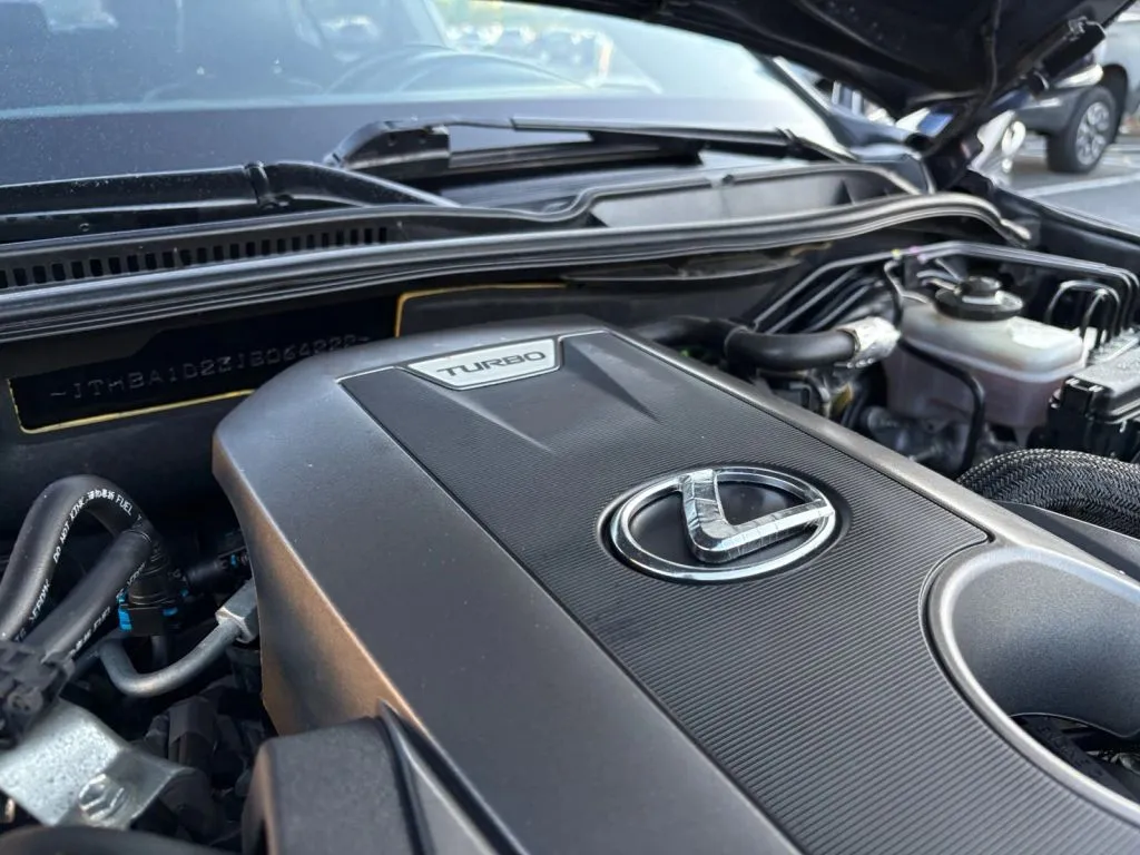 Lexus IS photo 41