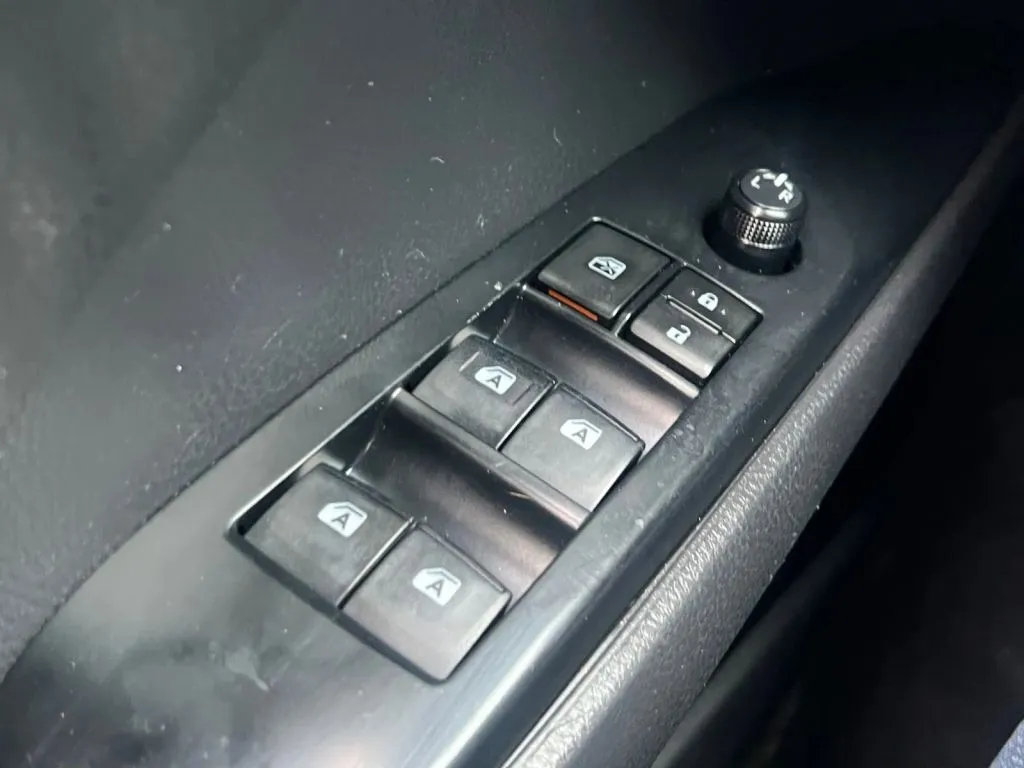 Toyota Camry photo 47