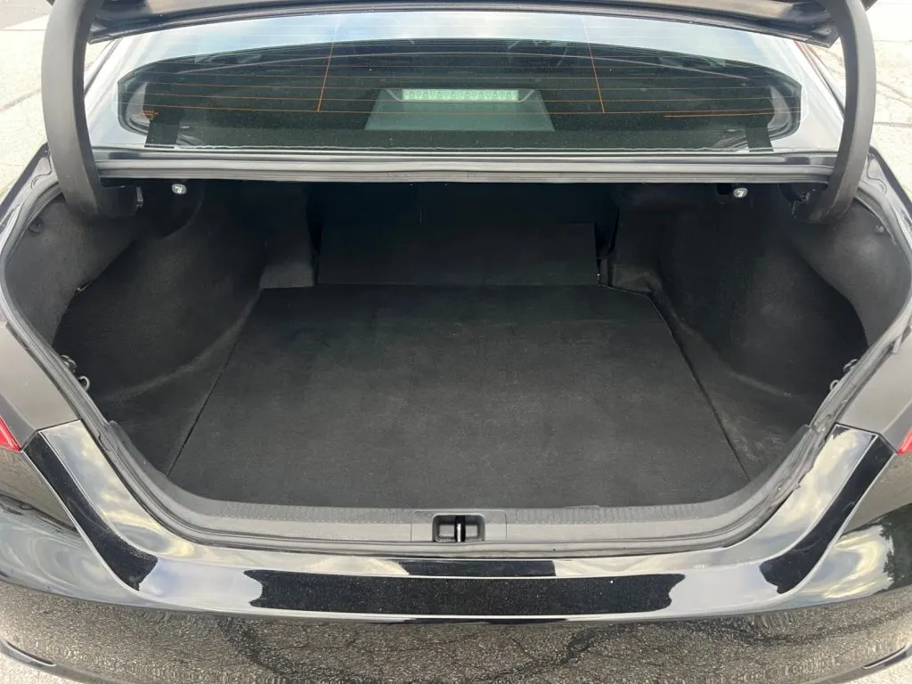 Toyota Camry photo 22