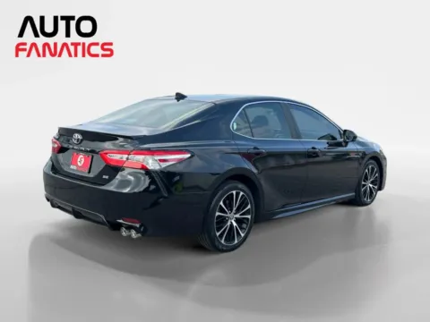 More photos of 2020 Toyota Camry SE Sedan 4D at Auto Fanatics, VA
