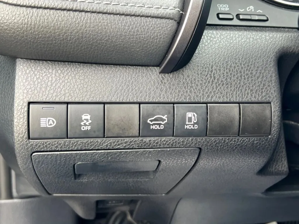 Toyota Camry photo 45