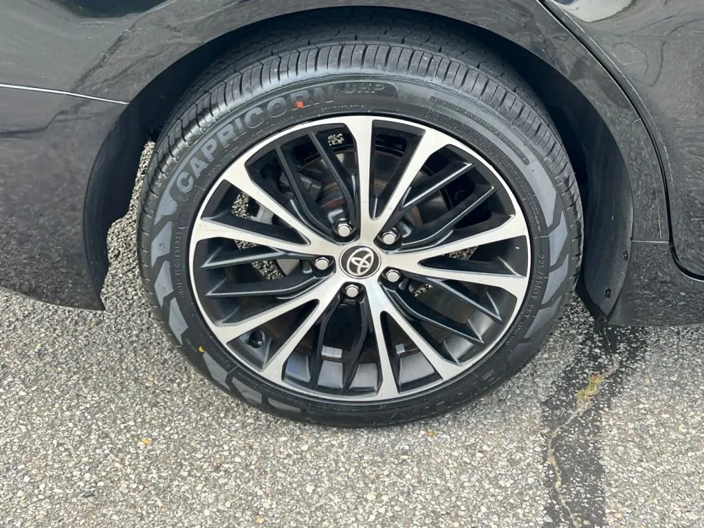 Toyota Camry photo 35