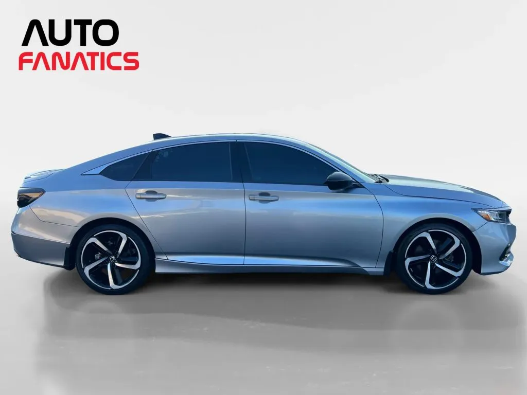 Honda Accord photo 7