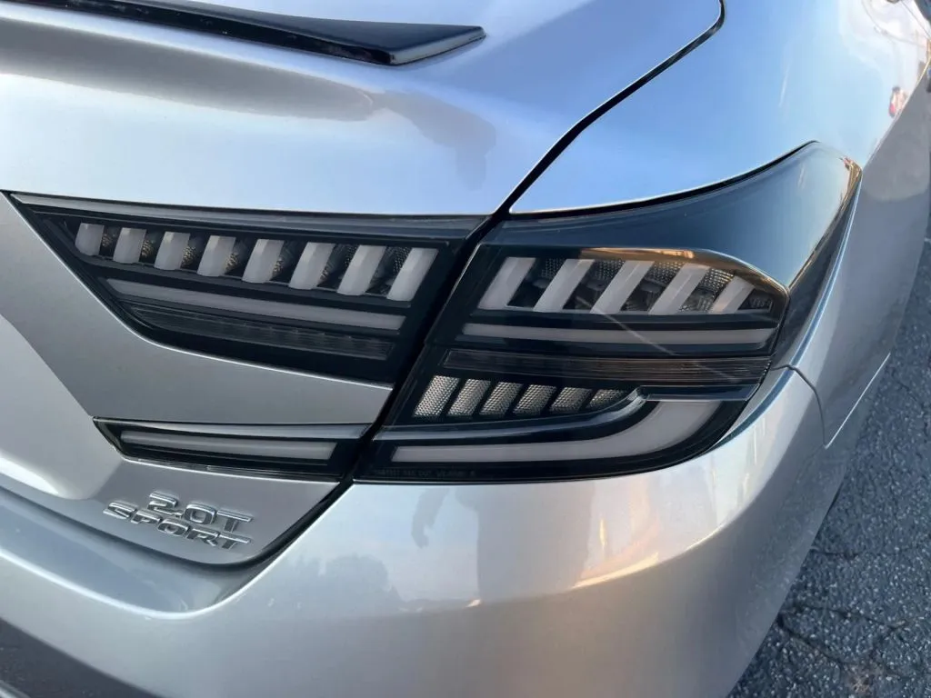 Honda Accord photo 32