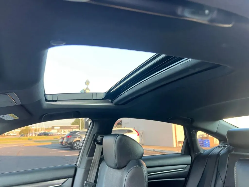 Honda Accord photo 27