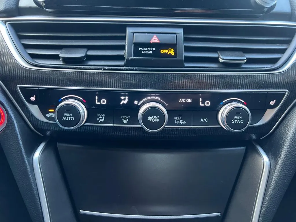 Honda Accord photo 36