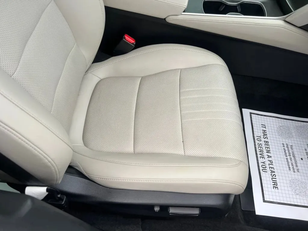 Honda Accord photo 16