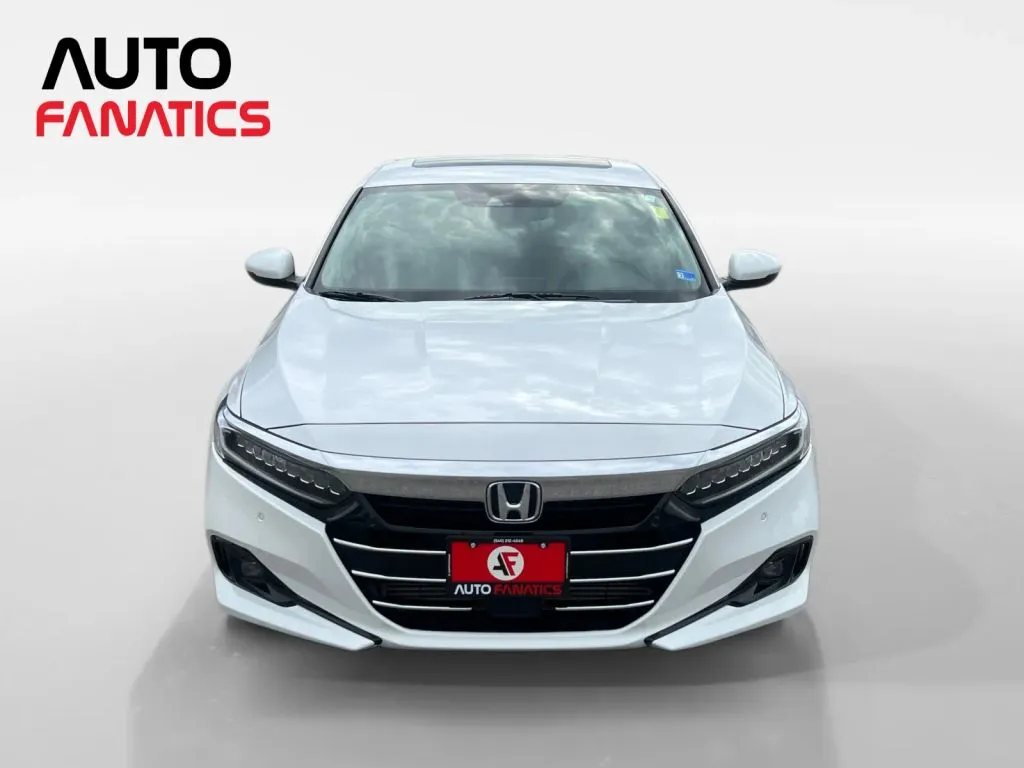 Honda Accord photo 9