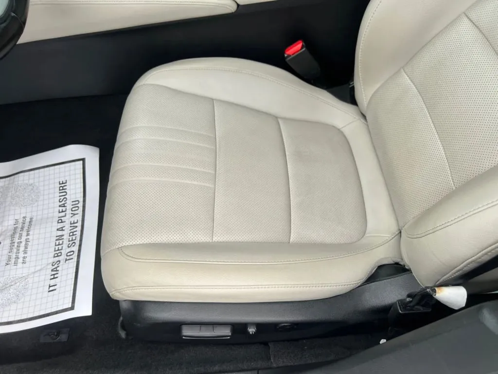Honda Accord photo 25