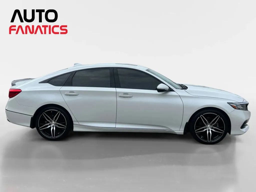 Honda Accord photo 7