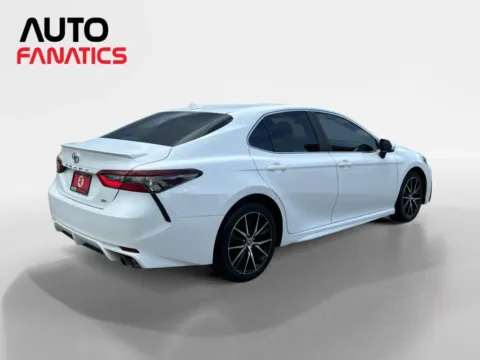 More photos of 2021 Toyota Camry SE Sedan 4D at Auto Fanatics, VA