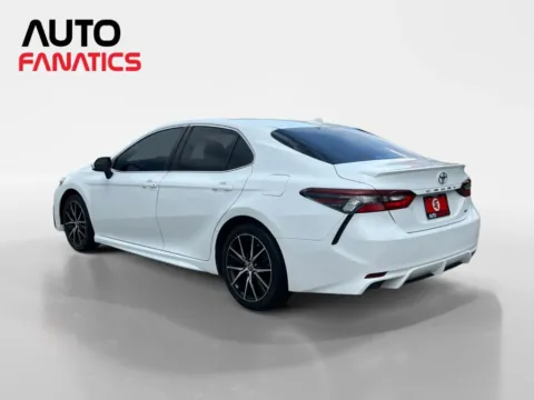 Another view of 2021 Toyota Camry SE Sedan 4D for sale in Fredericksburg, VA at Auto Fanatics