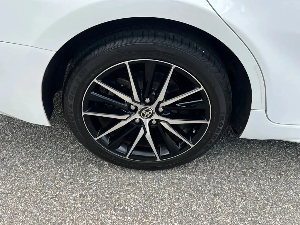 Toyota Camry photo 35