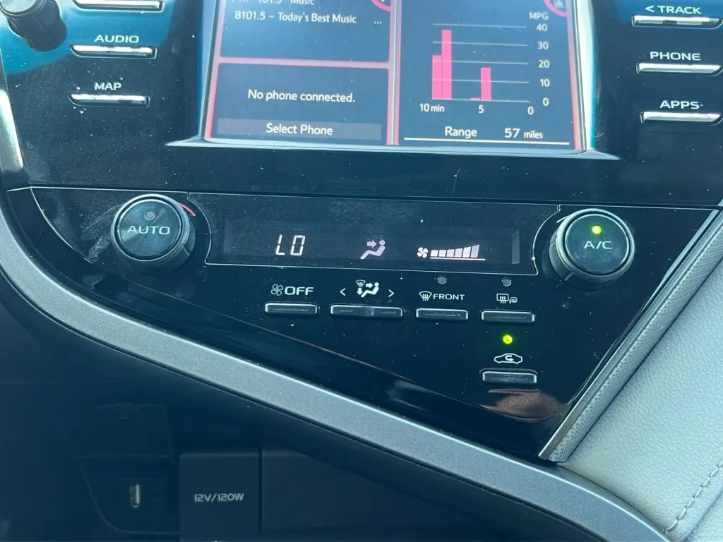 Toyota Camry photo 35