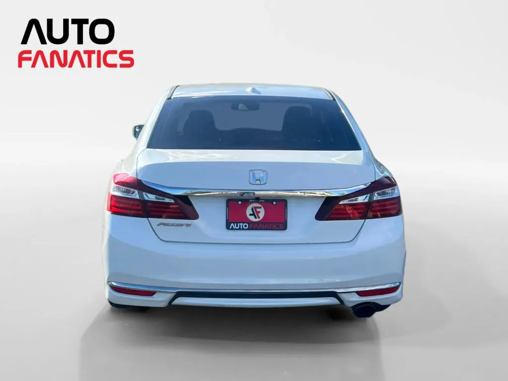 Honda Accord photo 4