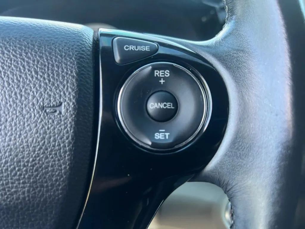 Honda Accord photo 44