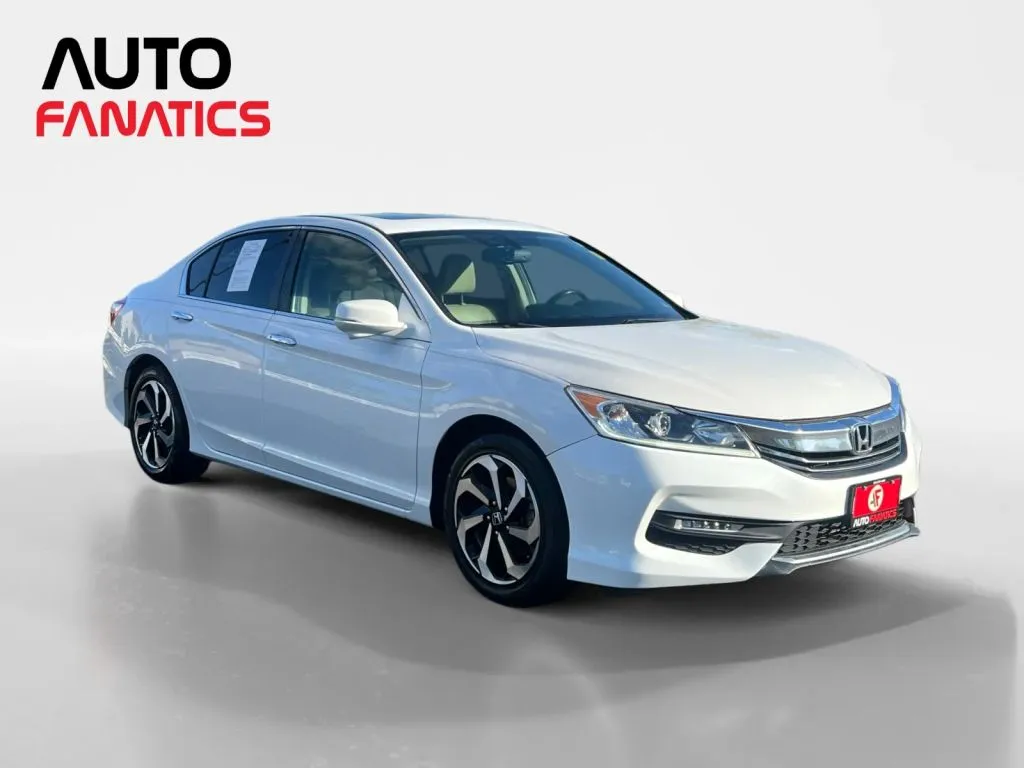 Honda Accord photo 7